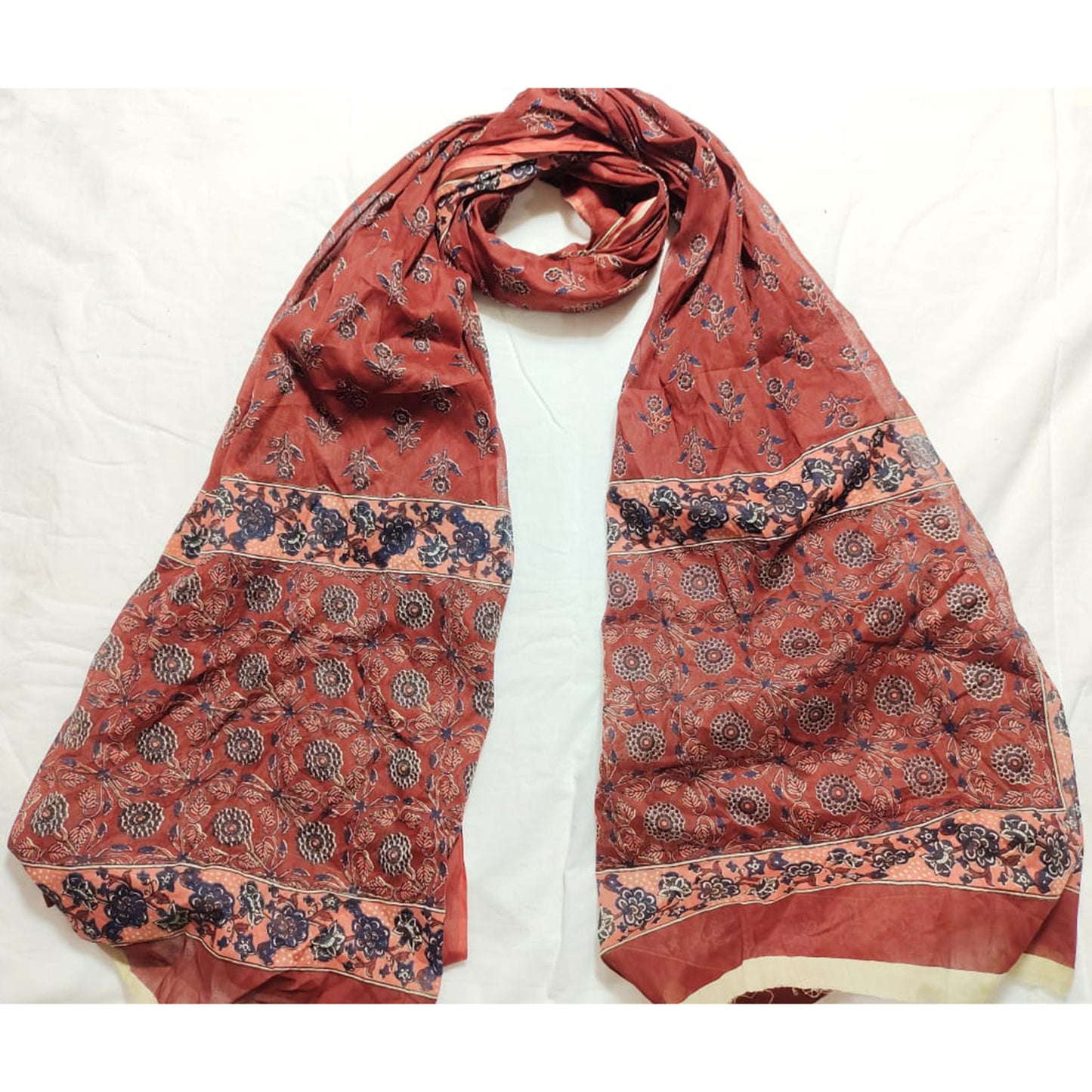 MAROON AND BLACK COTTON FLOWER PRINT DUPATTA