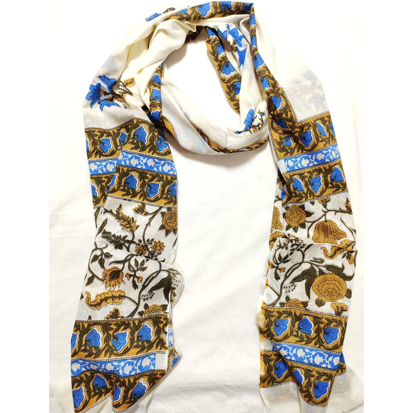 WHITE AND BLUE COTTON FLORAL PRINTED DUPATTA