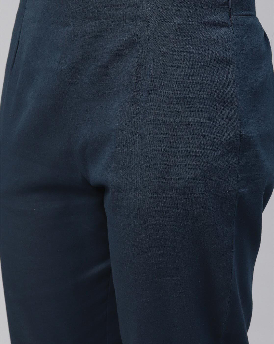 Navy cotton solid slim fit trouser