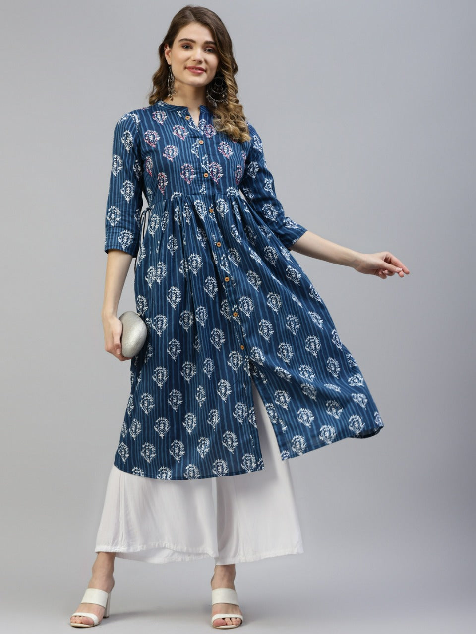 Women indigo blue block Printed Pure Cotton Kurta